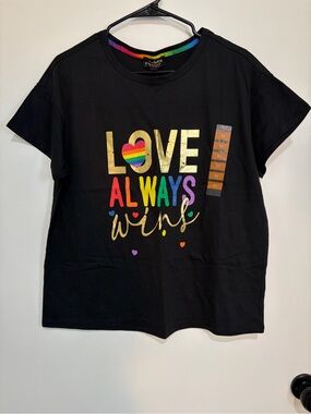 Love Always Wins Rainbow Graphic Tee - Short Sleeve Black Sz M